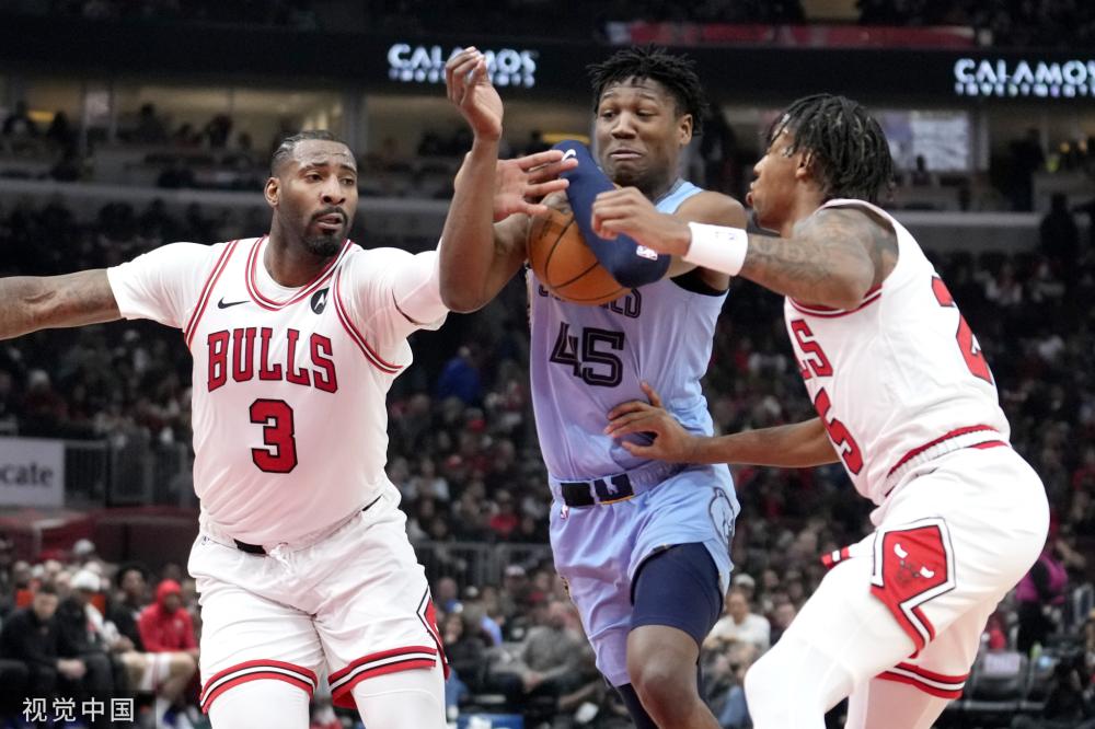 泪水夺眶而 泪水夺眶而